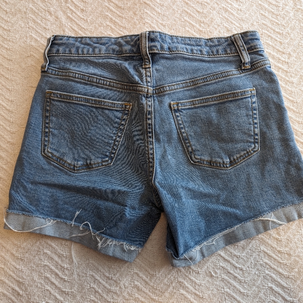 Women's Universal Thread Mid Rise Boyfriend Shorts - Picture 2 of 5
